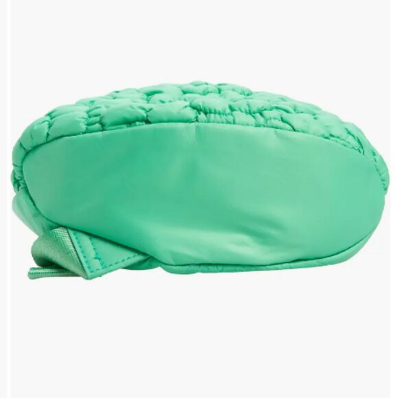 WILDFOX Blue Cloud Quilted Sling Pack flower flower puffer NWT backpack - Picture 11 of 11